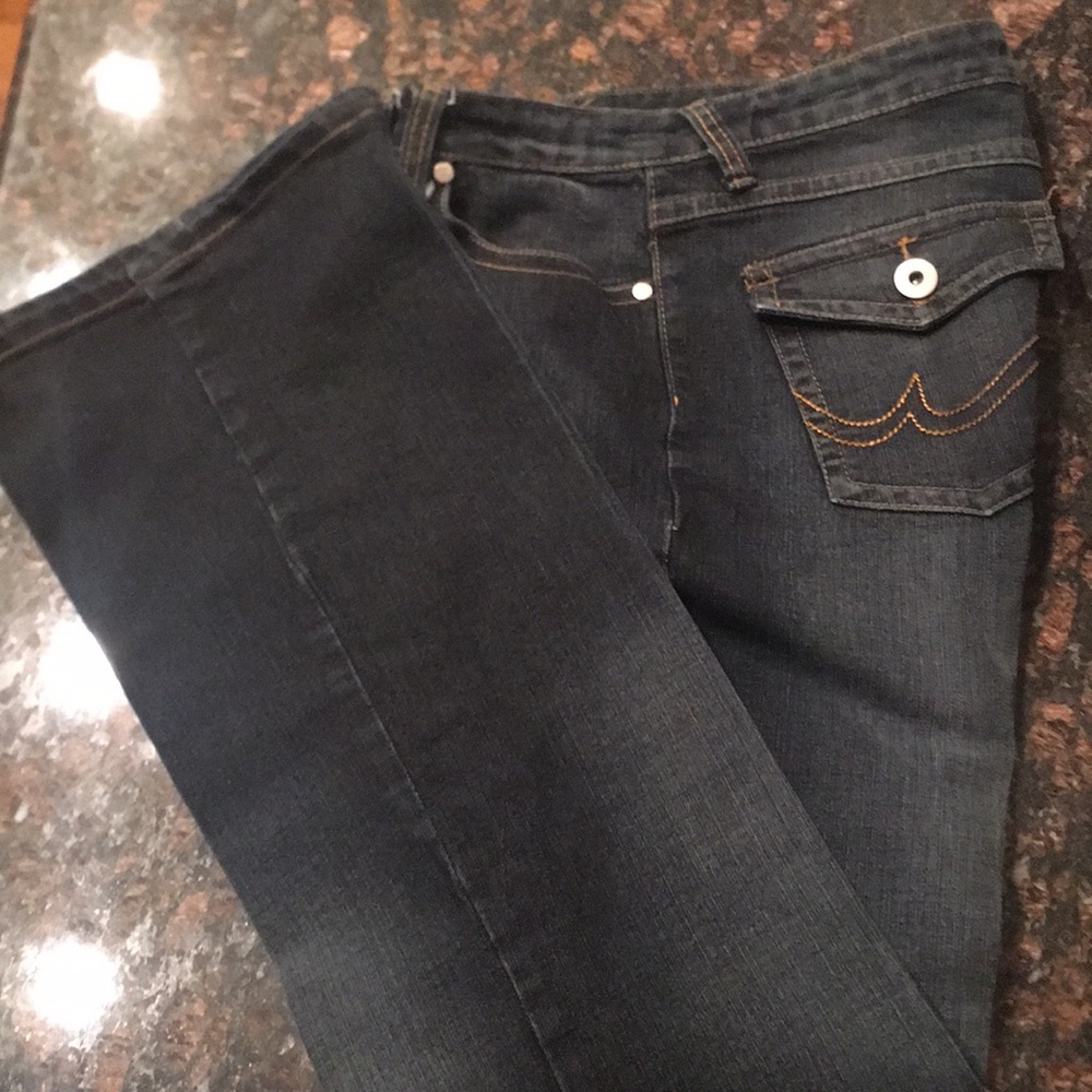 True People Flared Jeans